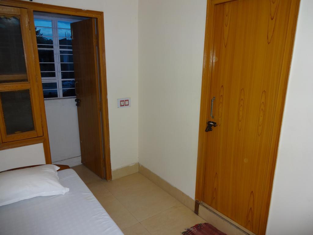 Harsh & Yash Guest House Bodh Gaya Extérieur photo